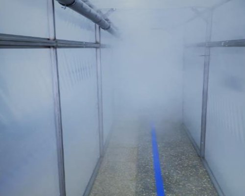 Instalación de túnel de desinfección en industria
